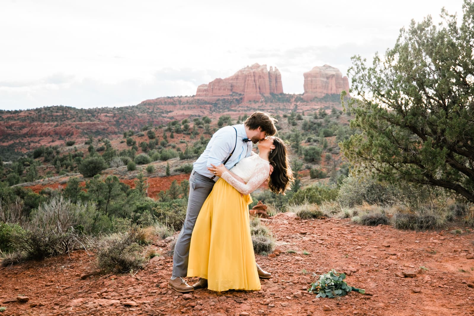 Wanting to have an AZ elopement but worrying you may melt in the desert heat? Consider these five factors and you can have a blast and still stay cool.