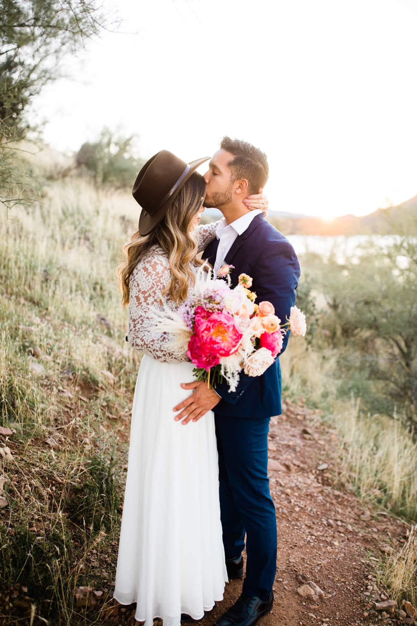 Saguaro Lake is a hidden gem of a desert elopement location. Check out this elopement for all your desert elopement inspiration.
