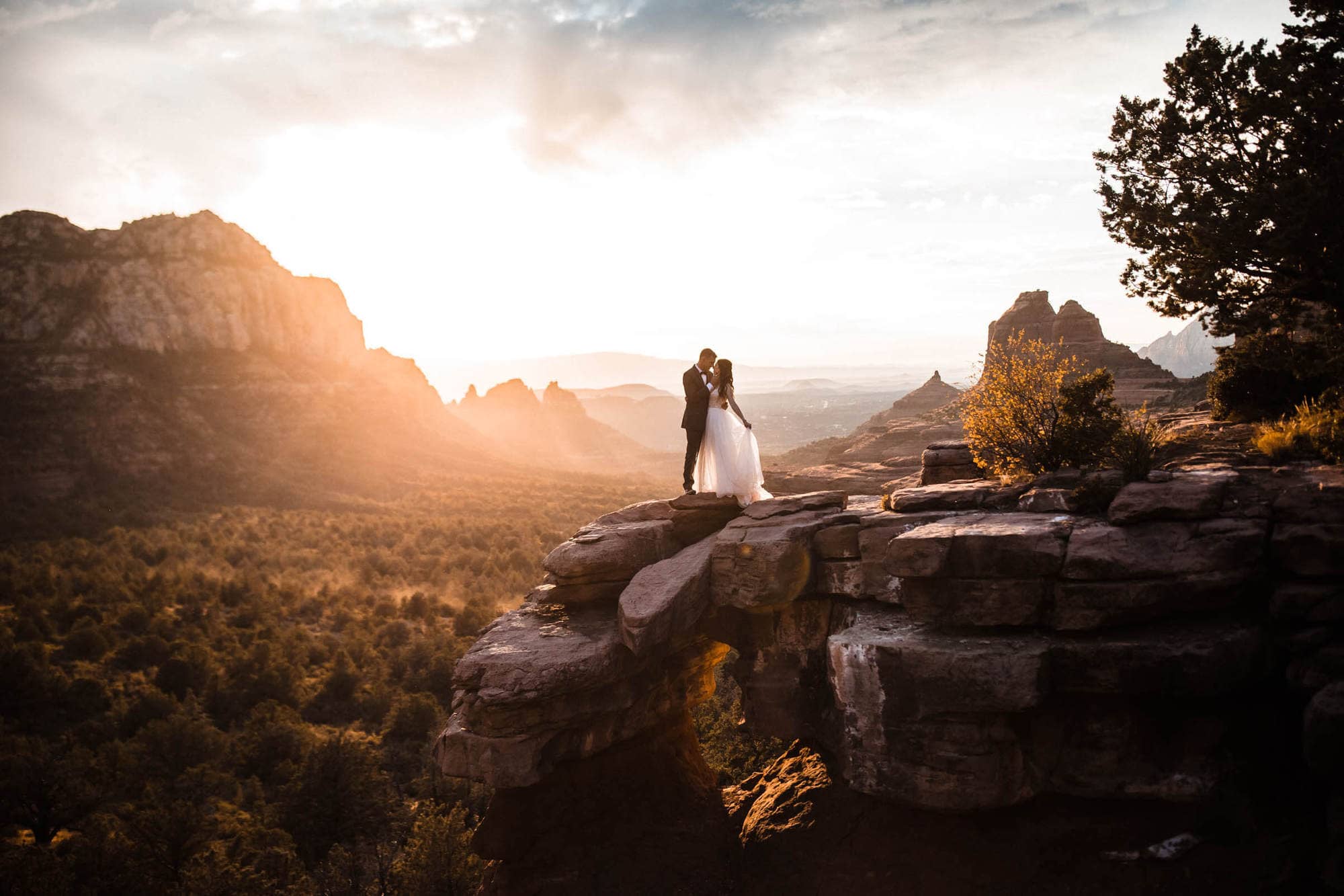 2020 was something else! Here are some of my favorite imagees from the adventure weddings and elopements to inspire your elopement planning and dreams.