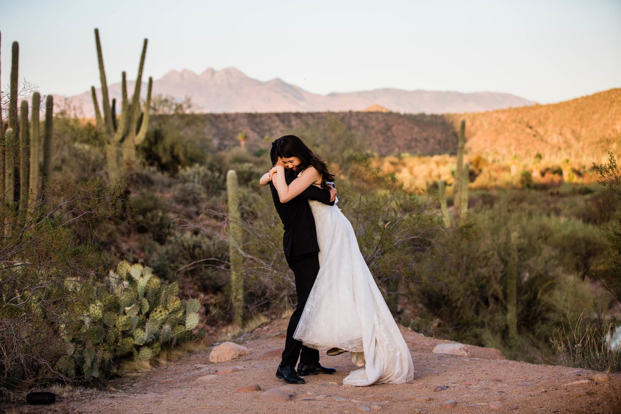 There are tons of reasons eloping is the best! Whether you’re certain you're eloping or you're not sure yet, here's some info on the top 9 reasons to elope.