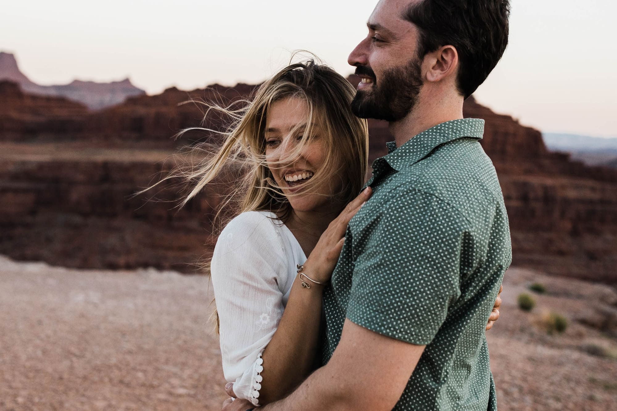 This Utah elopement was the perfect blend of adventure and intentional moments. This couple never did it for the gram- they did it for them. Check it out!