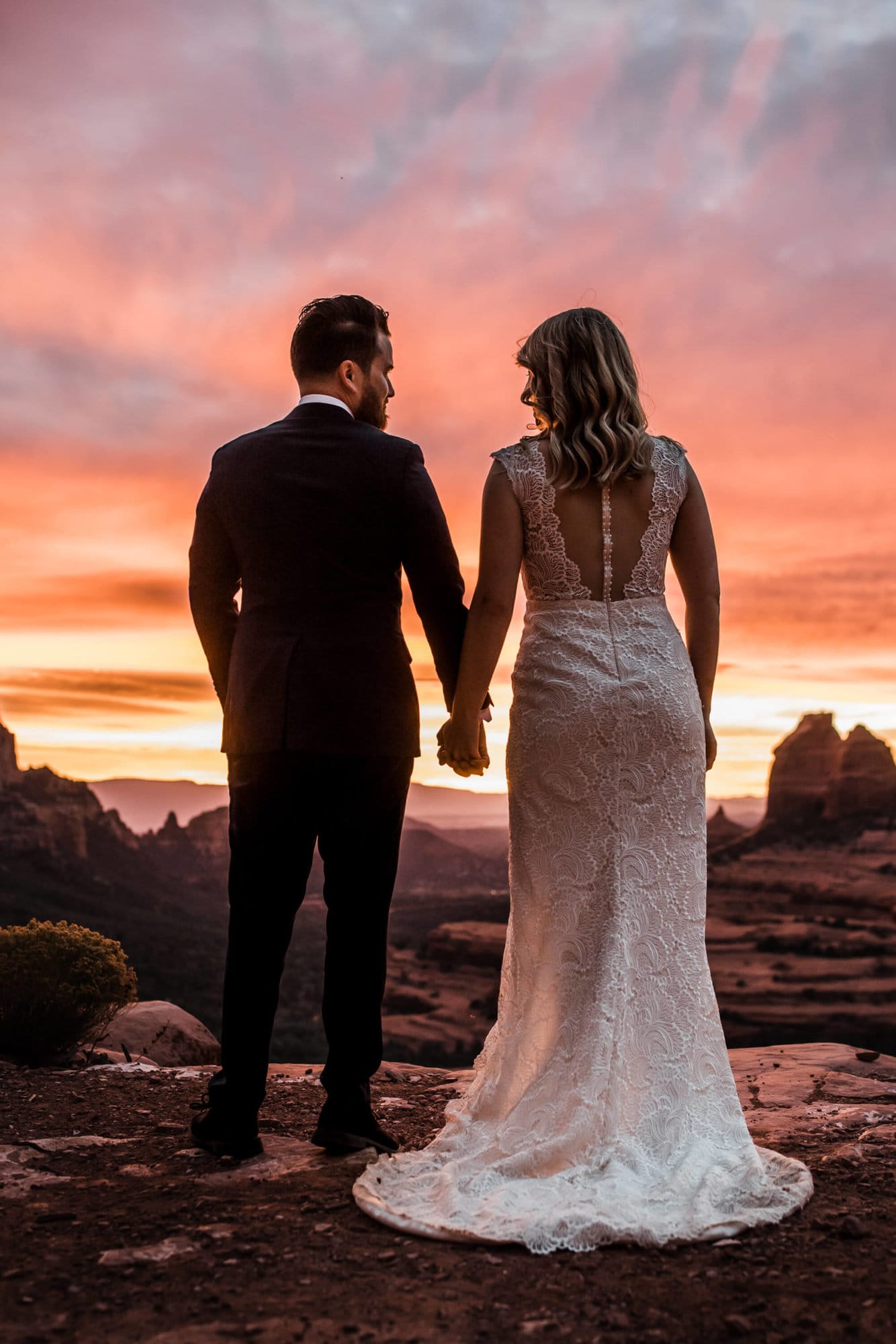 You have to consider these six epic places to elope in Arizona! If you love the desert vibes and are curious where you could tie the knot read this.