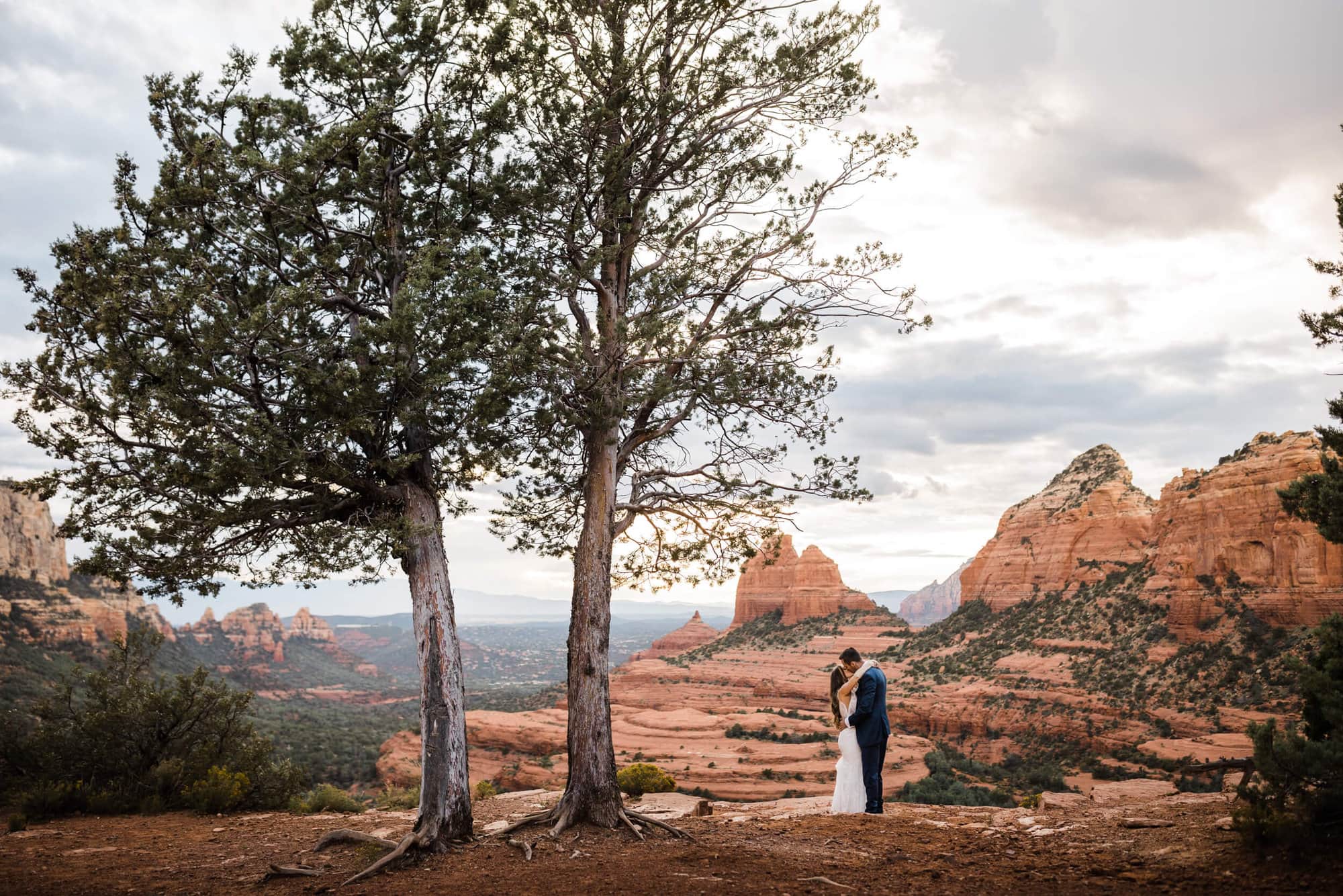 This elopement loots like it covered the span of three states- but nope! All within an hour of Flagstaff, Arizona (an amazing and underrated place to elope!) 