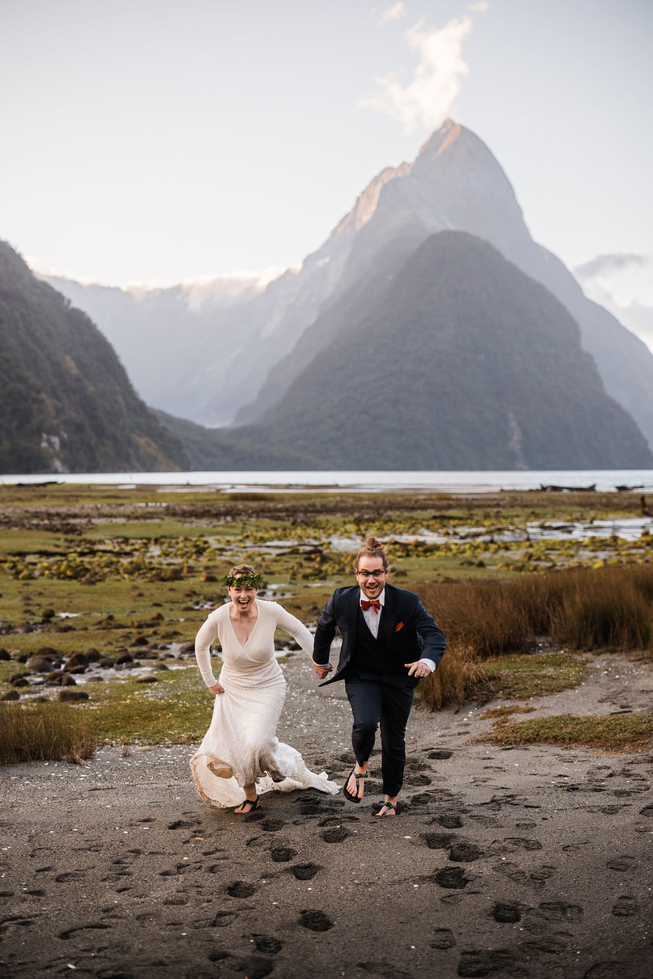 This incredible and sunny Milford Sound Elopement was the ultimate secluded and adventurous evening. This one is truly not to be missed.  