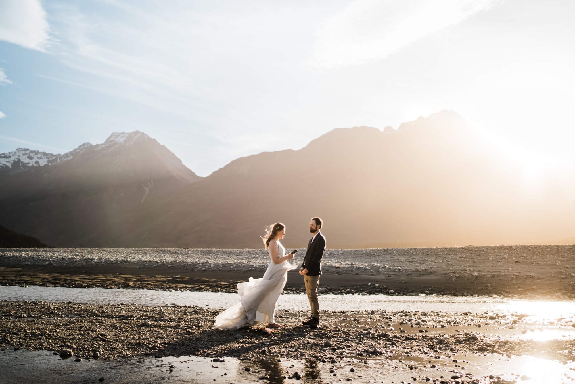 I'm so stoked to share this EPIC Queenstown elopement style vow renewal. Complete with Lord of the Rings and Taylor Swift related locations. 