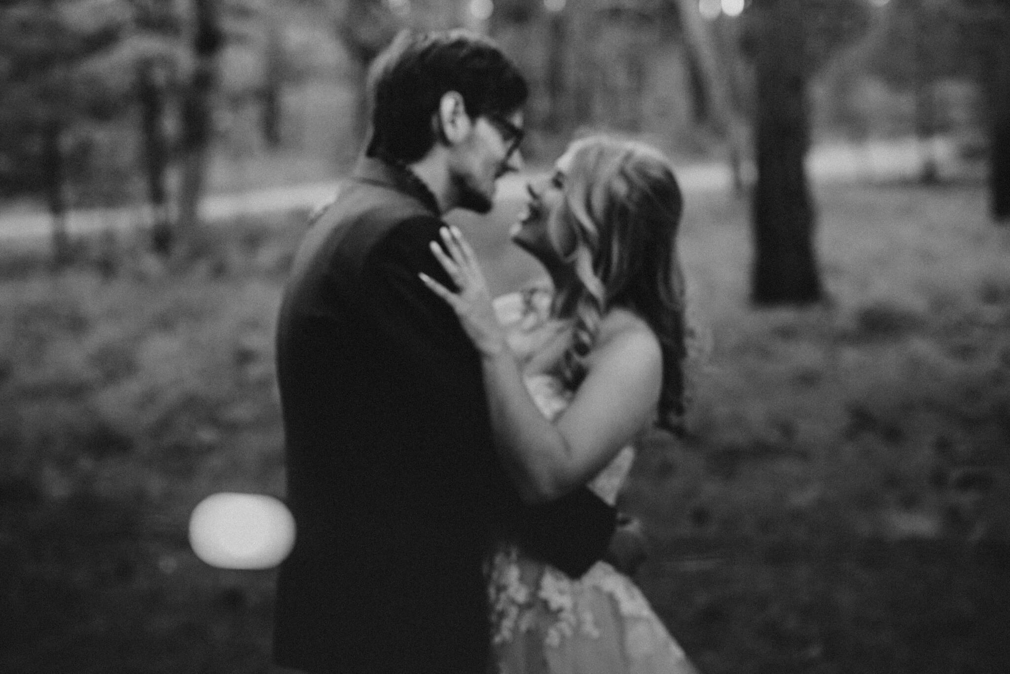 This Flagstaff Micro Wedding is a fall lovers dream. Full of yellow aspens and golden ferns and SO much love, you have to see the beauty here! 
